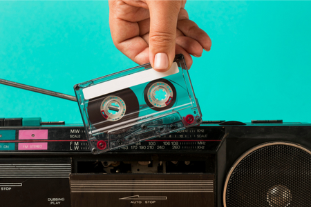 Canzoni alla radio
